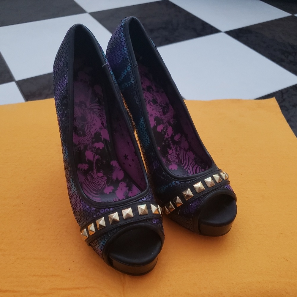 Evening dress heels